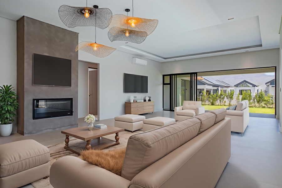 4 Bedroom Property for Sale in Pearl Valley at Val de Vie Western Cape